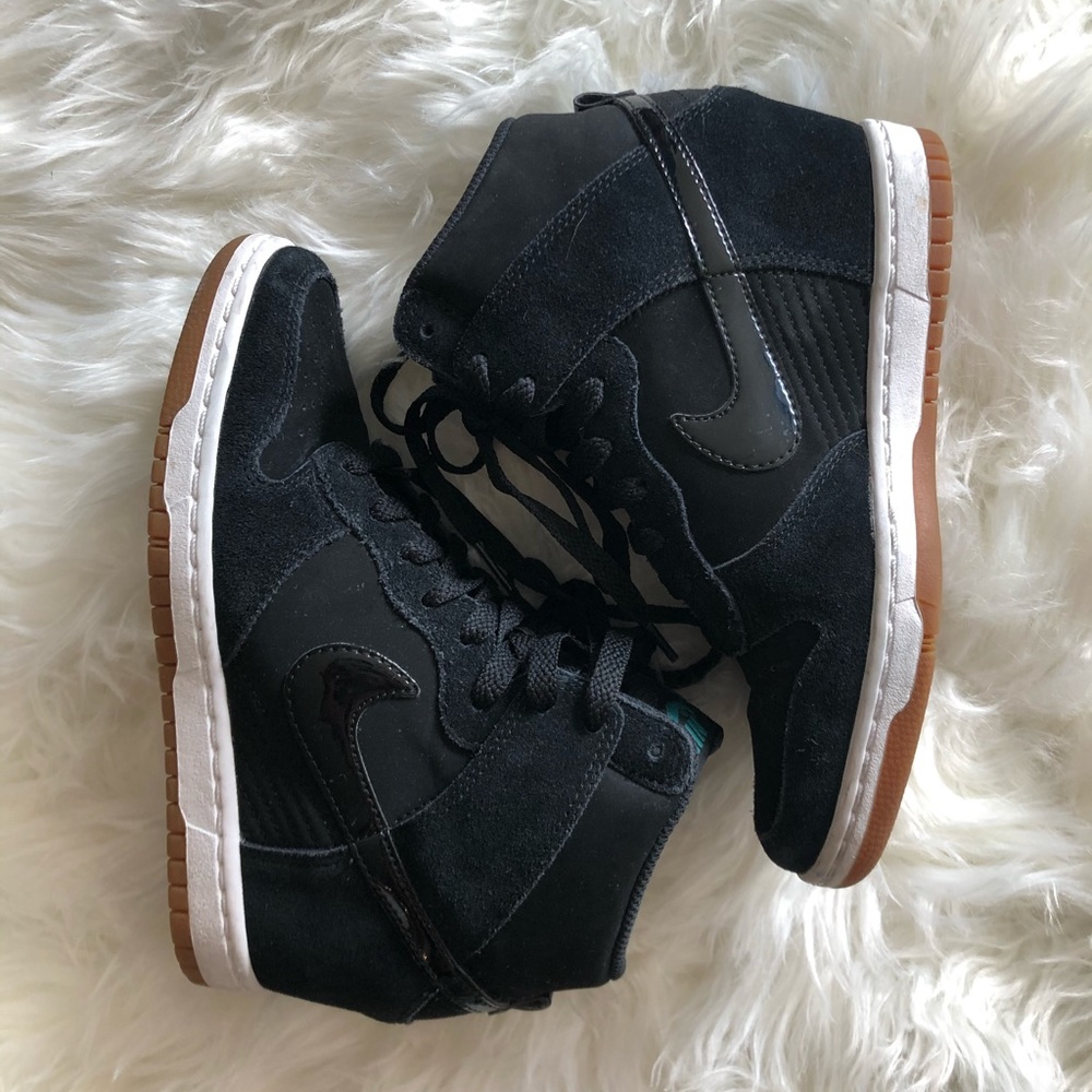 Nike wedge